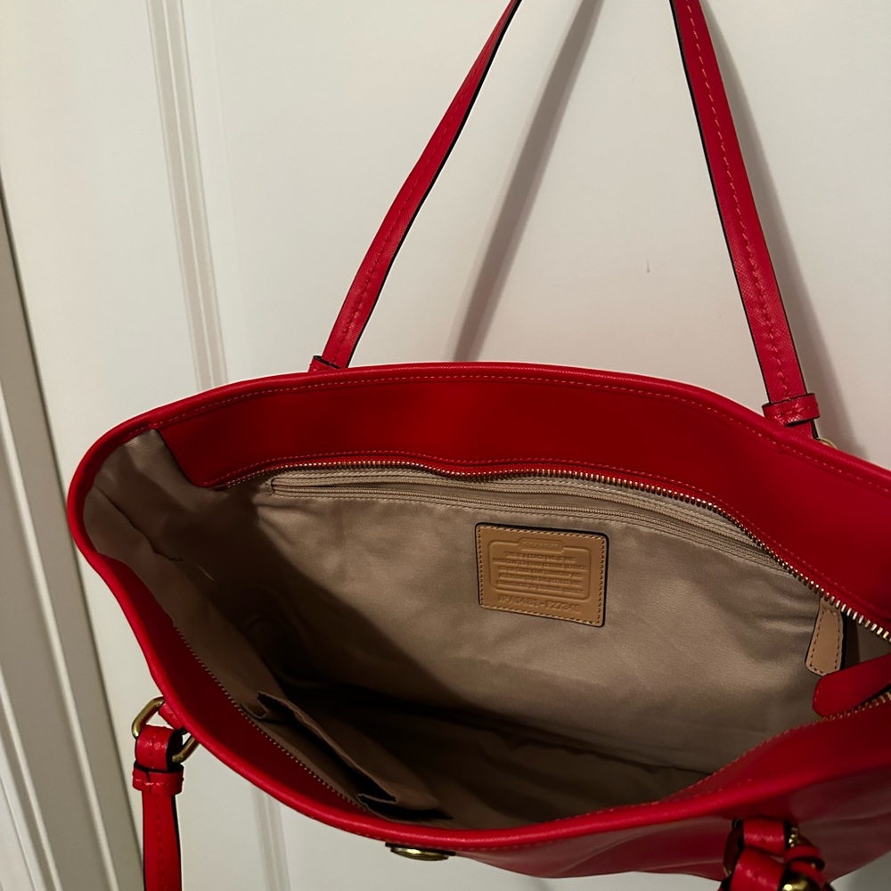 Coach Peyton Leather Zip Top Tote – Persimmon Red (New with Tags) - Picture 4 of 10